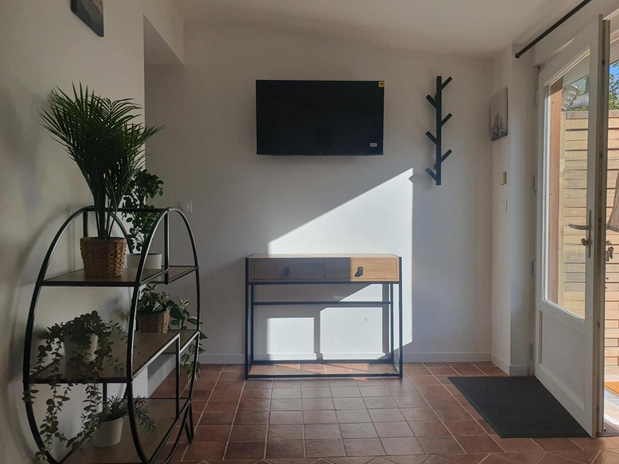 Maison Plain Pied Avec Jardin วิลล์เนิร์ฟ-เลอ-รัว ภายนอก รูปภาพ